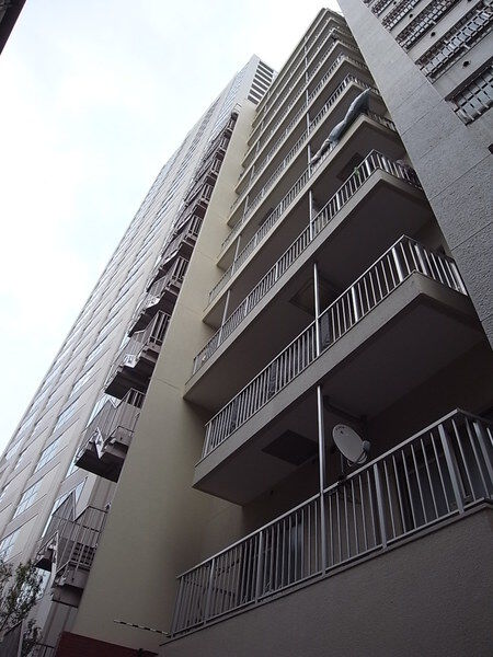 【セブンスターマンション三軒茶屋】外観