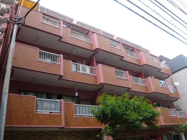 【サンパレス三軒茶屋】外観 【サンパレス三軒茶屋】外観