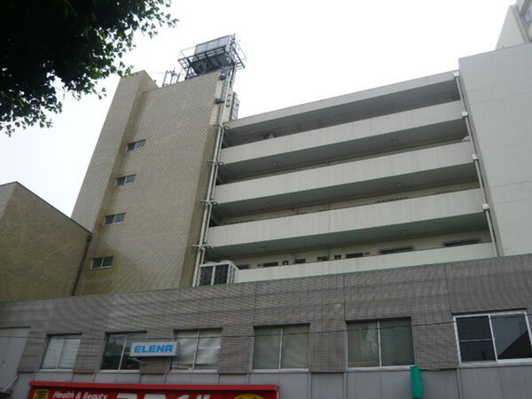 【日生住宅三軒茶屋マンション】外観 【日生住宅三軒茶屋マンション】外観