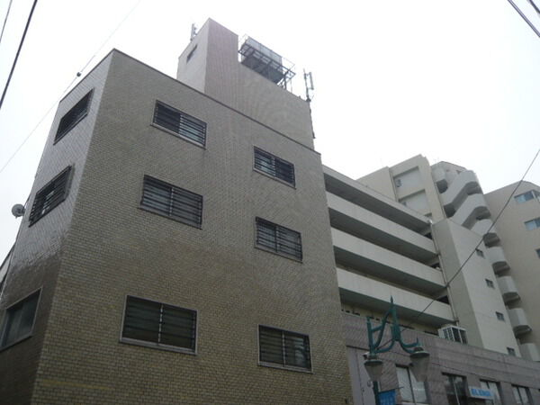 【日生住宅三軒茶屋マンション】外観