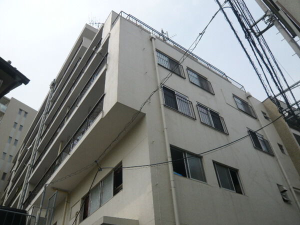 【日生住宅三軒茶屋マンション】外観