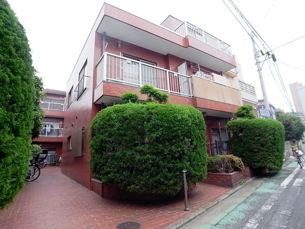 ルミエール三軒茶屋