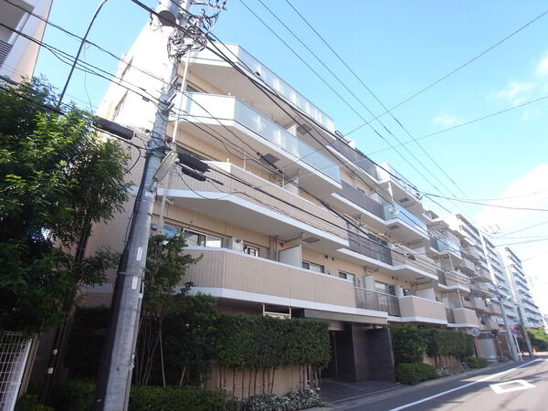 【グランスイート三軒茶屋レジデンス】外観写真
