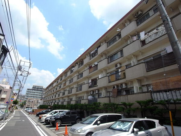 【ライオンズマンション三宿】外観３