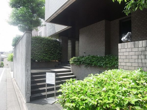 【若杉ホームズ】エントランス1 【若杉ホームズ】エントランス1