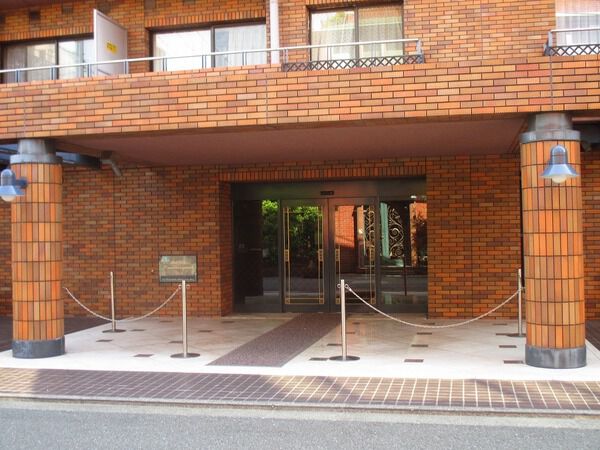 【ペアシティ花房山】エントランス1 【ペアシティ花房山】エントランス1