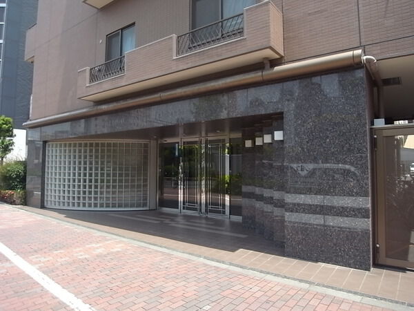 【クリオ大森海岸壱番館】エントランス