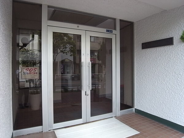 【大森山王センチュリーマンション】エントランス