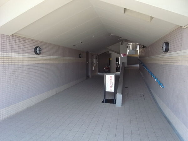 【中馬込オリエントコート】エントランス