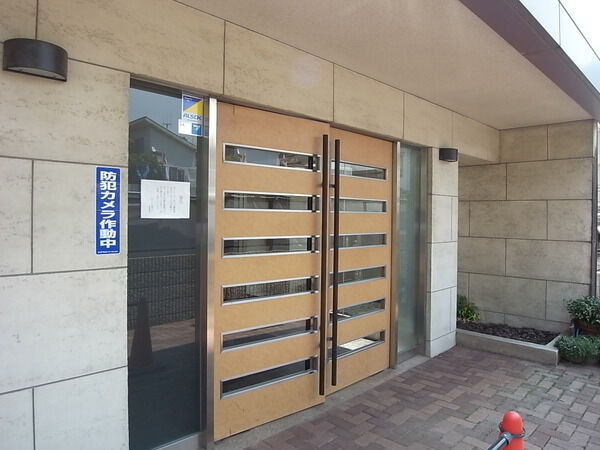 【ヴェルビュ大森山王】エントランス 【ヴェルビュ大森山王】エントランス