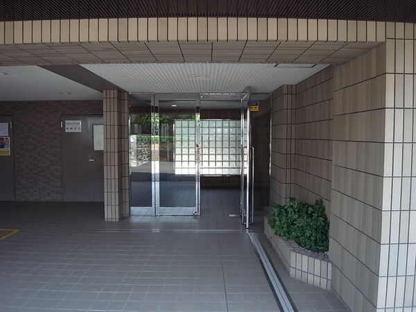 【ドムール南馬込】エントランス 【ドムール南馬込】エントランス