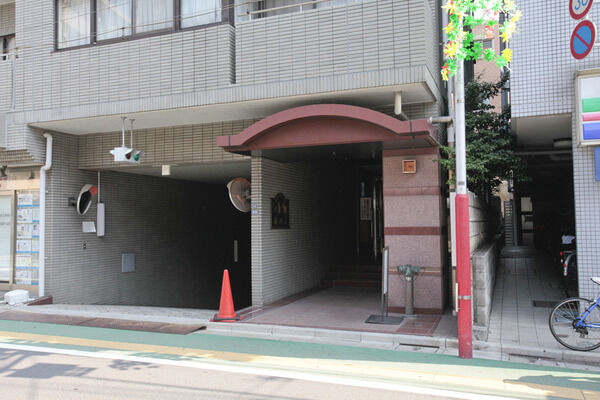 【ヴェルビュ旗の台】外観