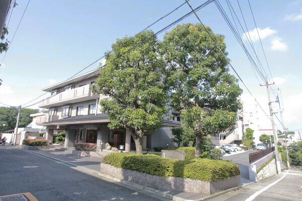 【レイクヒルズ洗足公園】外観