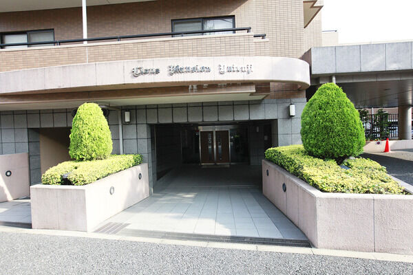 【ライオンズマンション祐天寺】エントランス