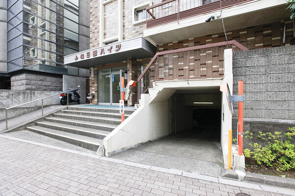 【山佐三田ハイツ】外観