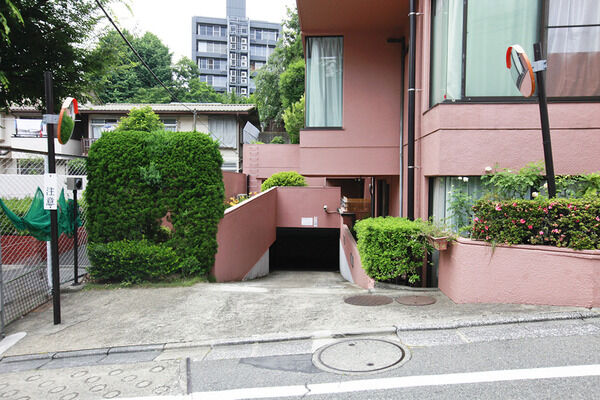 【小田急目黒三田マンション】外観 【小田急目黒三田マンション】外観