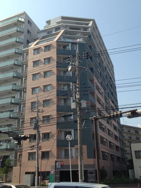 ラヴィドール本厚木サザンマーク