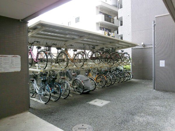 【オーベル相模原】自転車置場