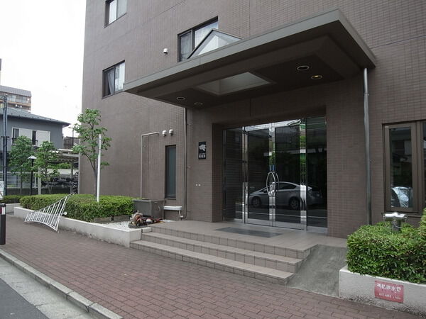 【エステスクエア相模原】エントランス