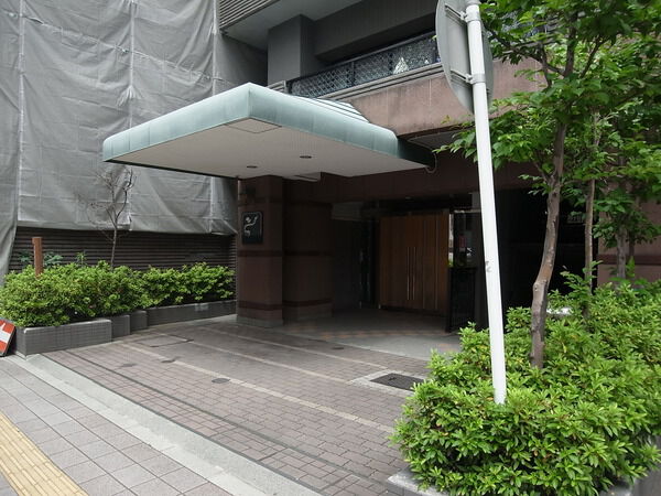 【ロアーブル・サン淵野辺】エントランス