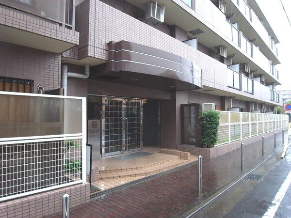 【ナイスアーバン淵野辺Ⅱ】エントランス