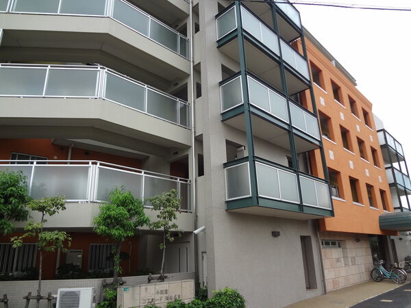 【小田急コアロード海老名Ⅲ】外観写真