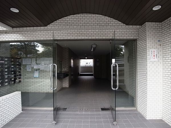 【エンブレム向ヶ丘遊園】エントランス 【エンブレム向ヶ丘遊園】エントランス