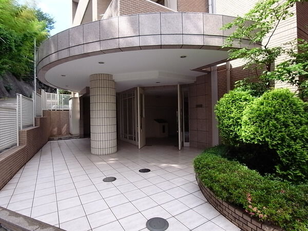 【ラコスタアステリア】エントランス