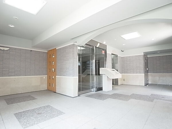 【モナーク中野島】ホール