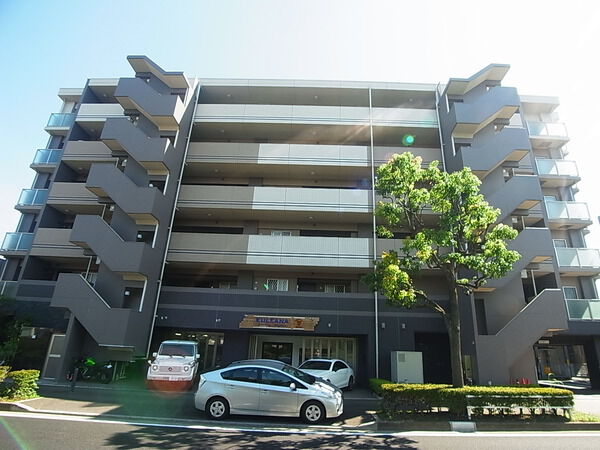 グローベルザ・フォーレ横濱仲町台