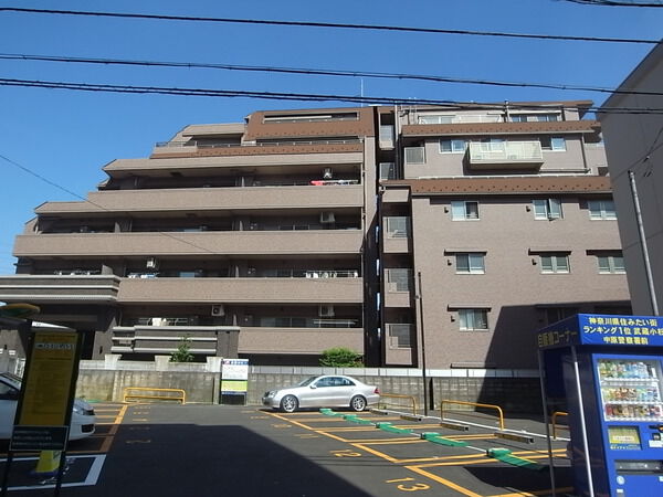 ナイスシティアリーナ武蔵小杉ブライトコート 3枚目 ナイスシティアリーナ武蔵小杉ブライトコート