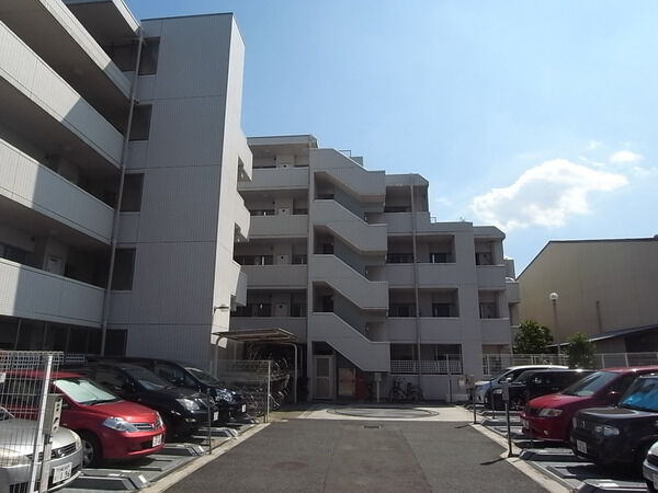 【アークプラザ等々力緑地】外観