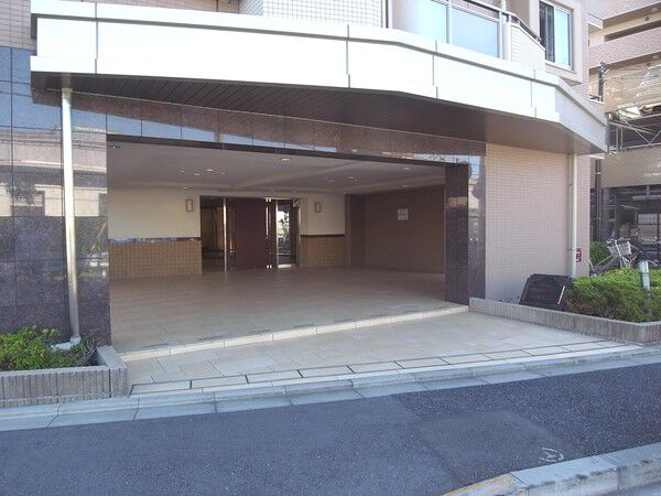 【日神パレステージ武蔵中原】エントランス