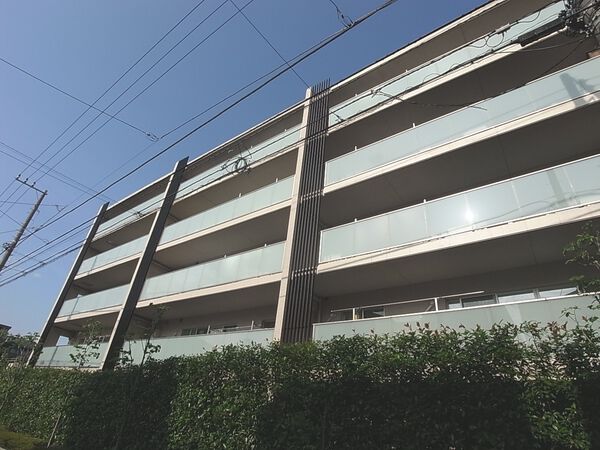 【クリオレジダンス新城】外観（正面）