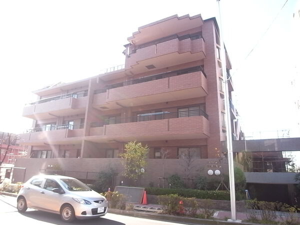 【クレッセント梶ヶ谷】外観