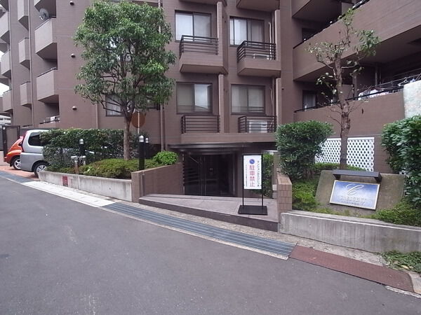 【クレッセント二子多摩川Ⅳ】入り口