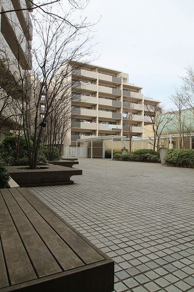 【コスモザガーデン二子多摩川】外観