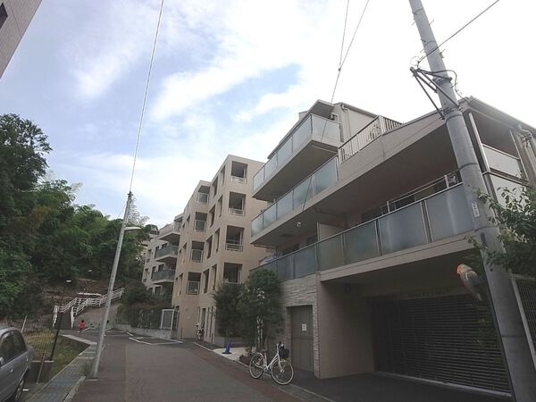 バースシティ久地 2枚目 バースシティ久地