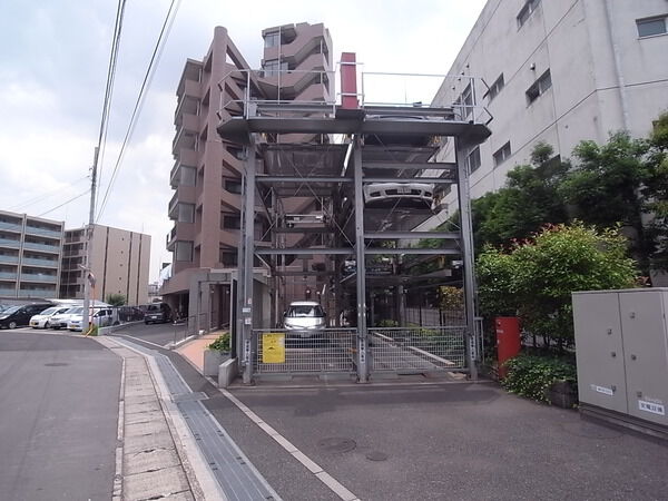【グランイーグル溝の口】機械式駐車場 【グランイーグル溝の口】機械式駐車場