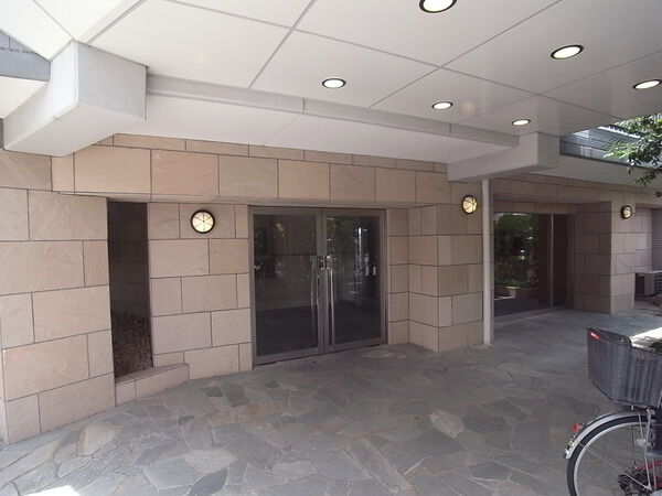 【パークハウス溝の口ガーデンコート】エントランス 【パークハウス溝の口ガーデンコート】エントランス