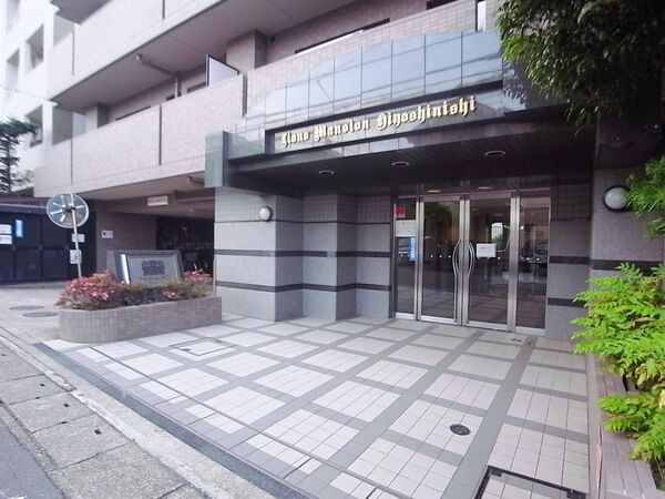 【ライオンズマンション日吉西】エントランス