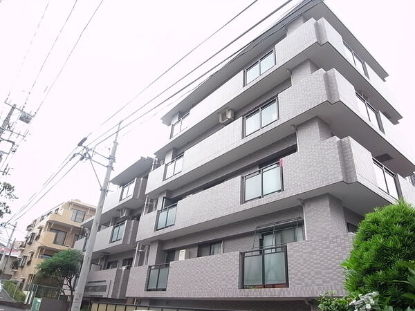 【ナイスアーバン妙蓮寺】外観写真２