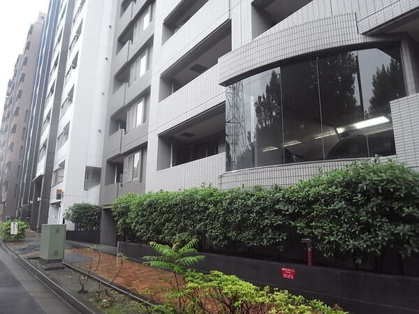 菱和パレス新横浜駅前公園 3枚目 菱和パレス新横浜駅前公園