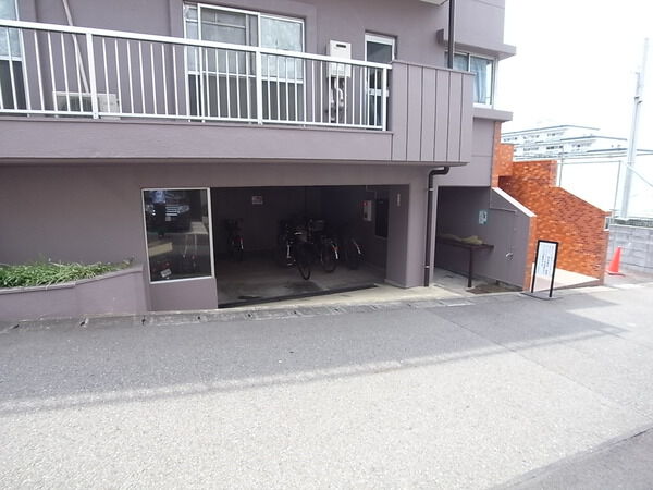エスペランサ市ヶ尾 3枚目 エスペランサ市ヶ尾