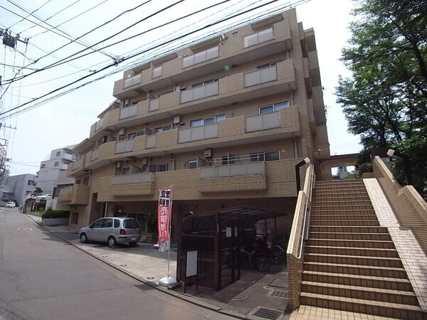 サンビューハイツ市ケ尾
