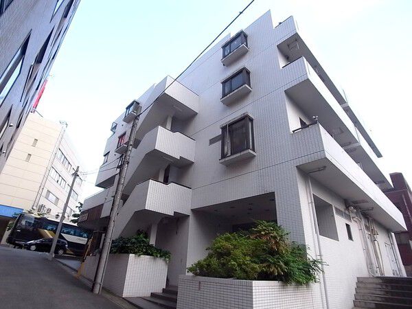 ラミネス市ケ尾