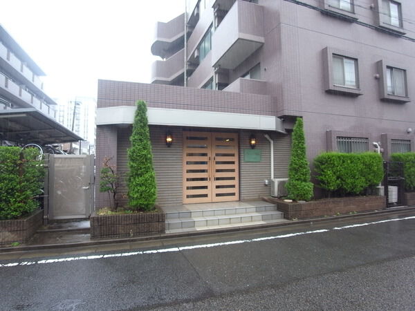 【グレーシア鶴間エストヴィアーレ】エントランス 【グレーシア鶴間エストヴィアーレ】エントランス