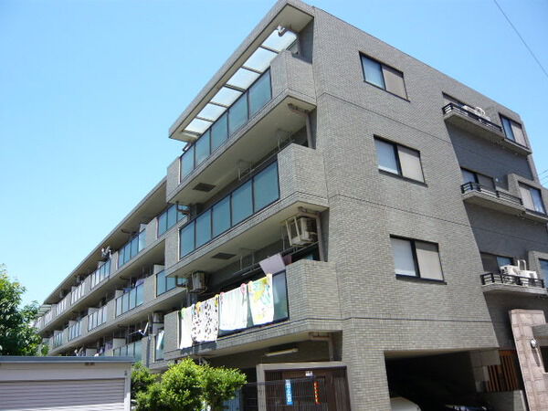 【ロイヤルステージ桜ヶ丘】外観