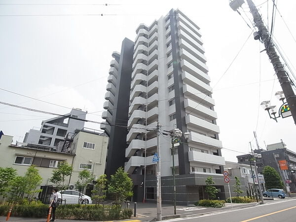 【リストレジデンス南林間】外観