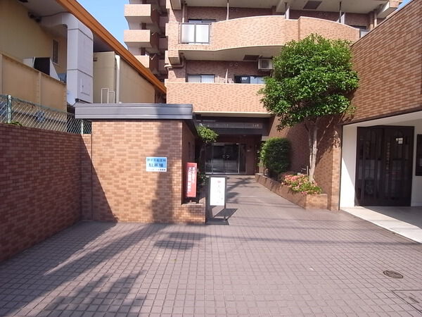 【ライオンズマンション平塚見附町第2】外観